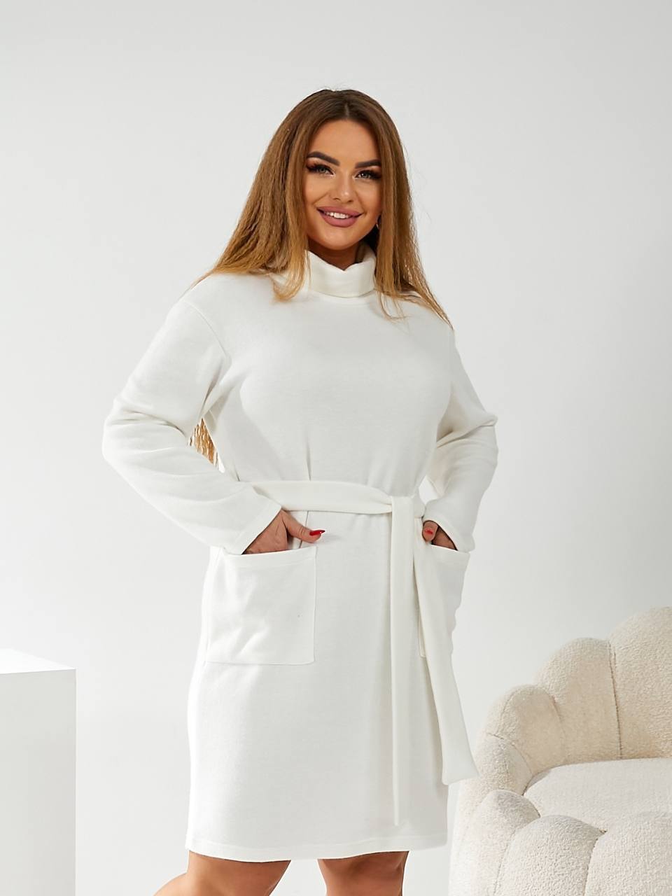 Ангоровое платье мини с поясом молочного цвета 34163