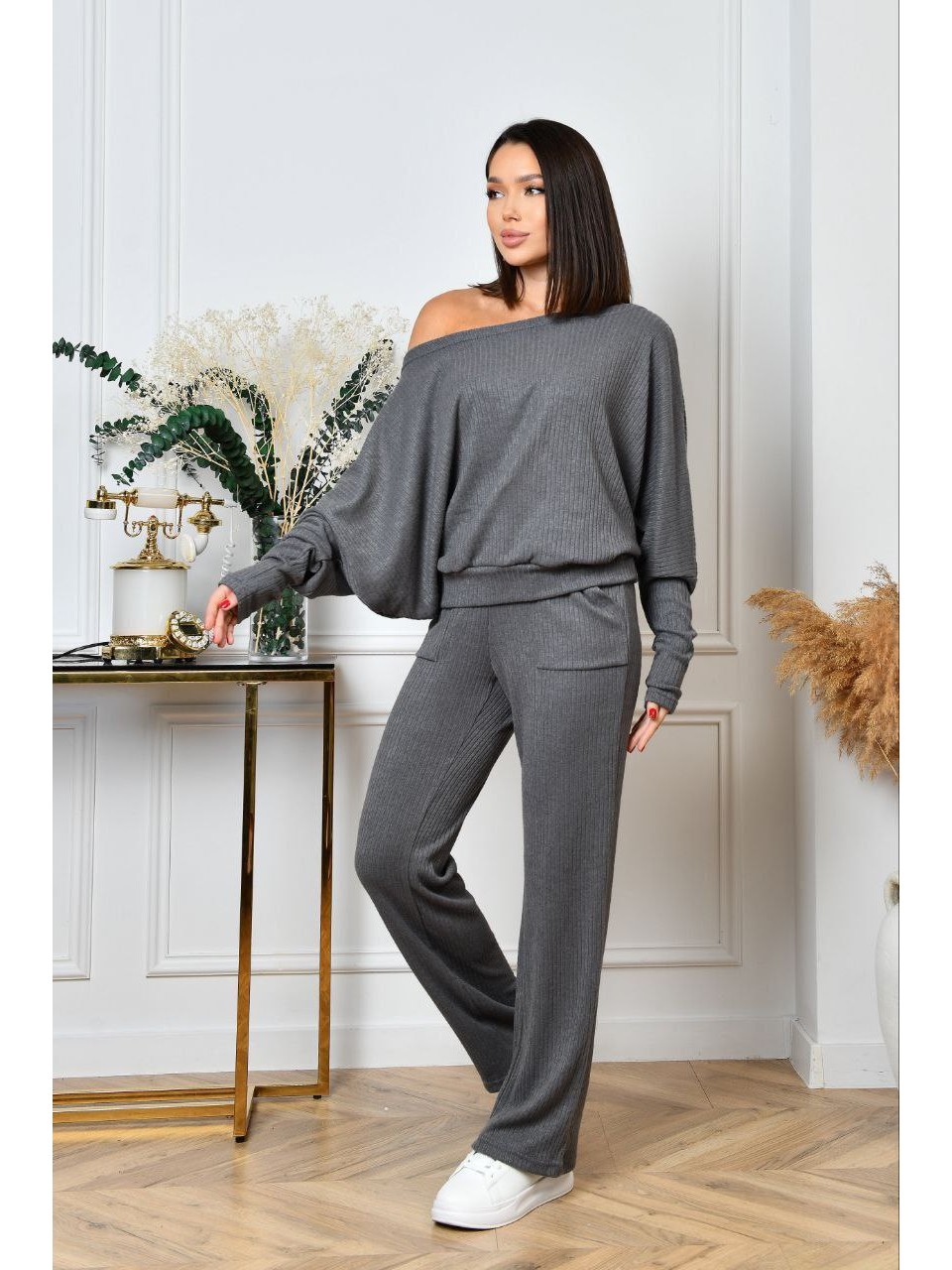 Ангоровий прогулянковий костюм графiтового кольору 35679