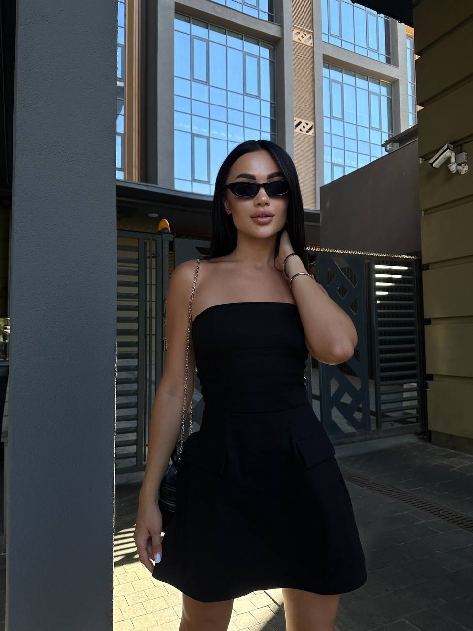 Базова сукня міні чорного кольору 33616