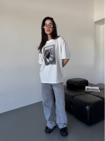 Базова футболка з написом молочного кольору 32712