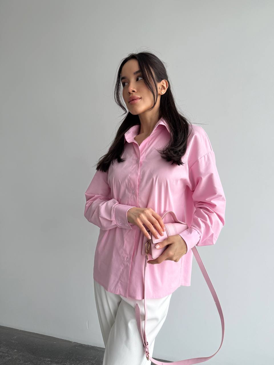 Базова, котонова сорочка оверсайз рожевого кольору 28844