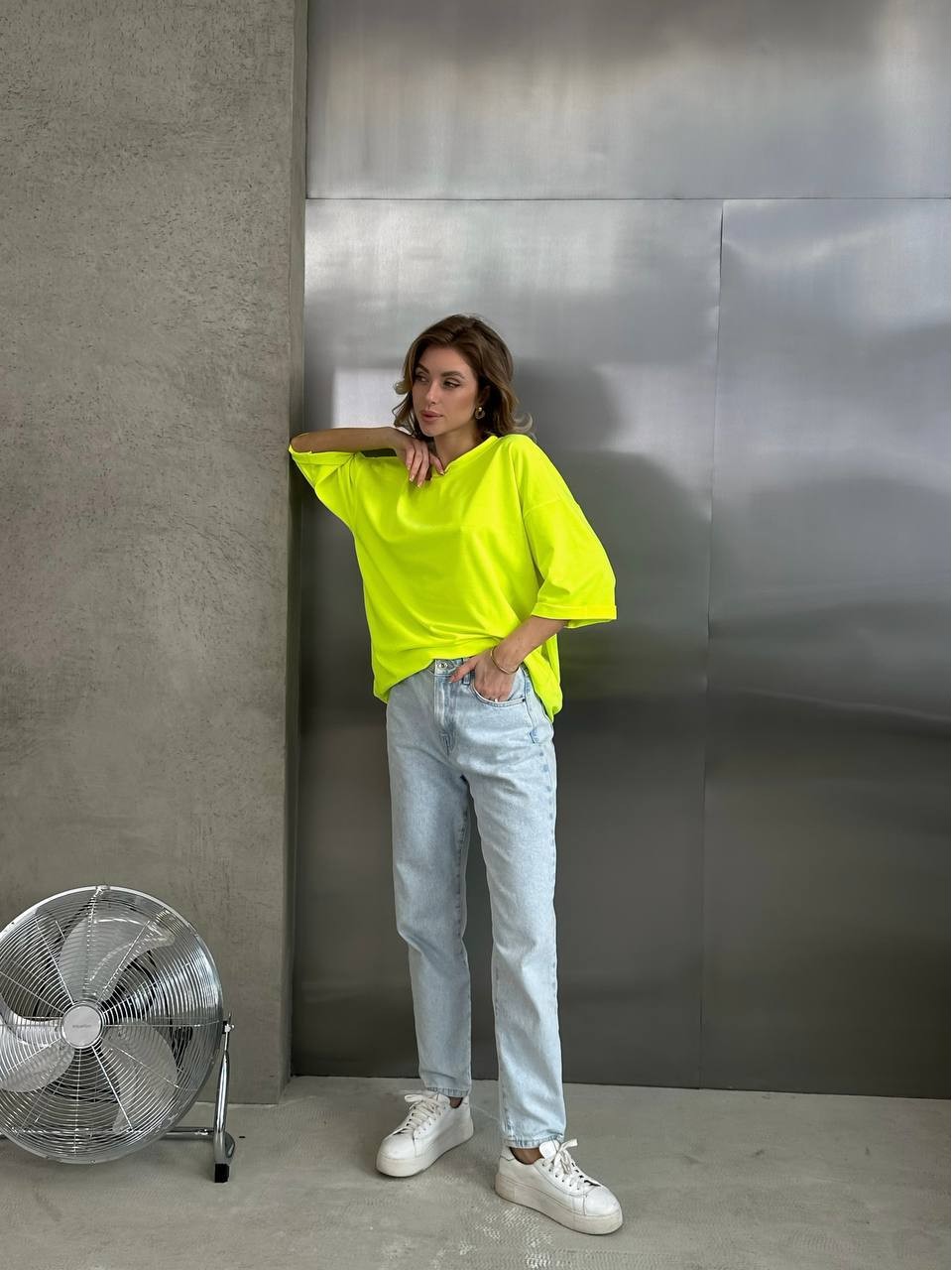 Базова, яскрава футболка жовтого кольору 28837