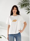 Базовая женская футболка с рисунком белого цвета 32524