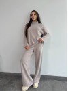 Базовий жiночий костюм з ангори бежевого кольору 35285