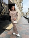 Базовий жiночий костюм з ангори бежевого кольору 35318