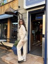 Базовий жiночий костюм з ангори бежевого кольору 35592