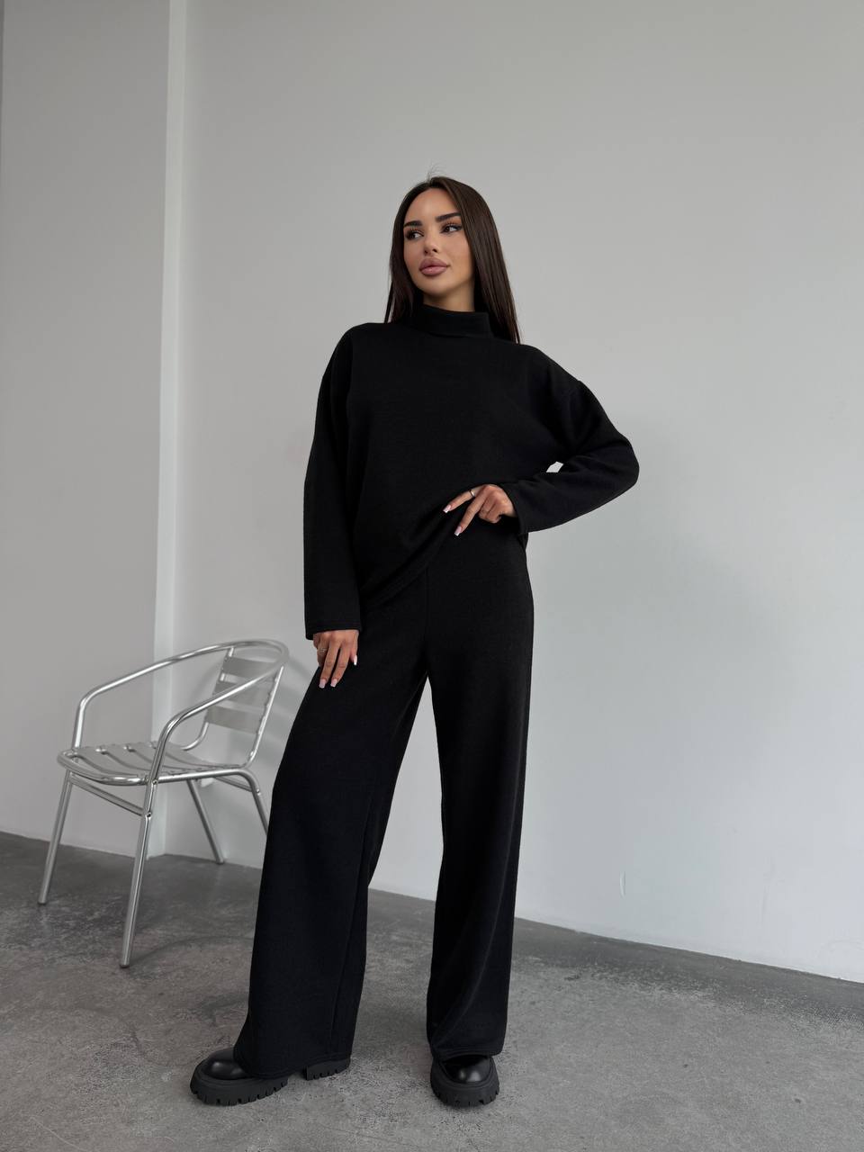 Базовий жiночий костюм з ангори чорного кольору 35283