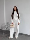 Базовий жiночий костюм з ангори молочного кольору 35287