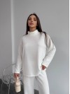 Базовий жiночий костюм з ангори молочного кольору 35287