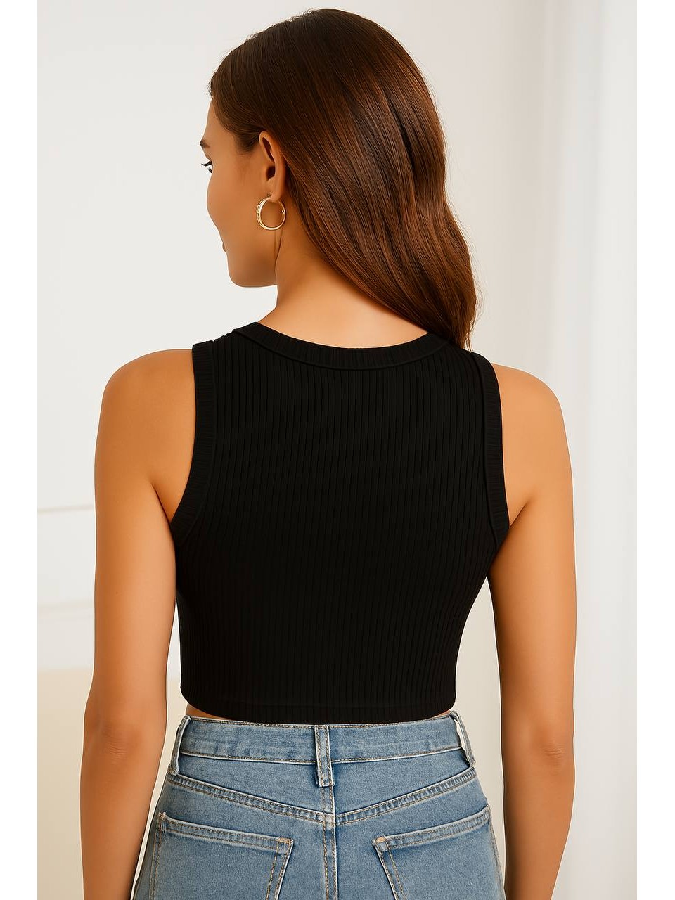 Базовий жіночий топ у рубчик чорного кольору 32302