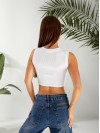 Базовий жіночий топ у рубчик з вишивкою бiлого кольору 32407