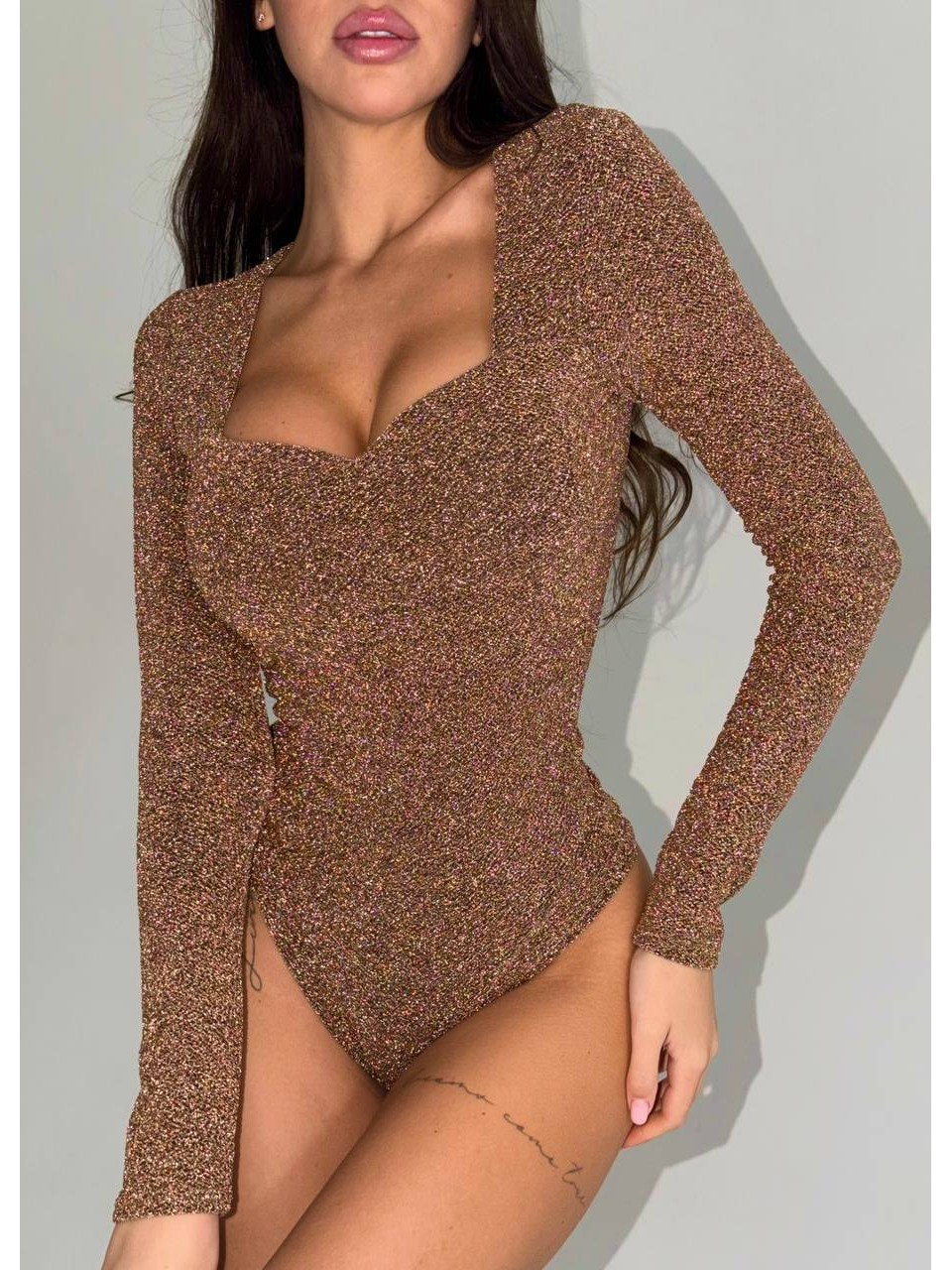 Блестящий боди с пуш-ап золотого цвета 36011