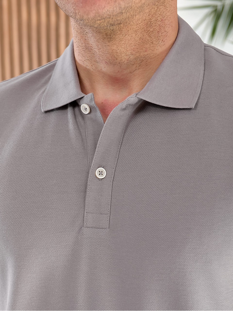 Чоловіча футболка-поло сiрого кольору 33691