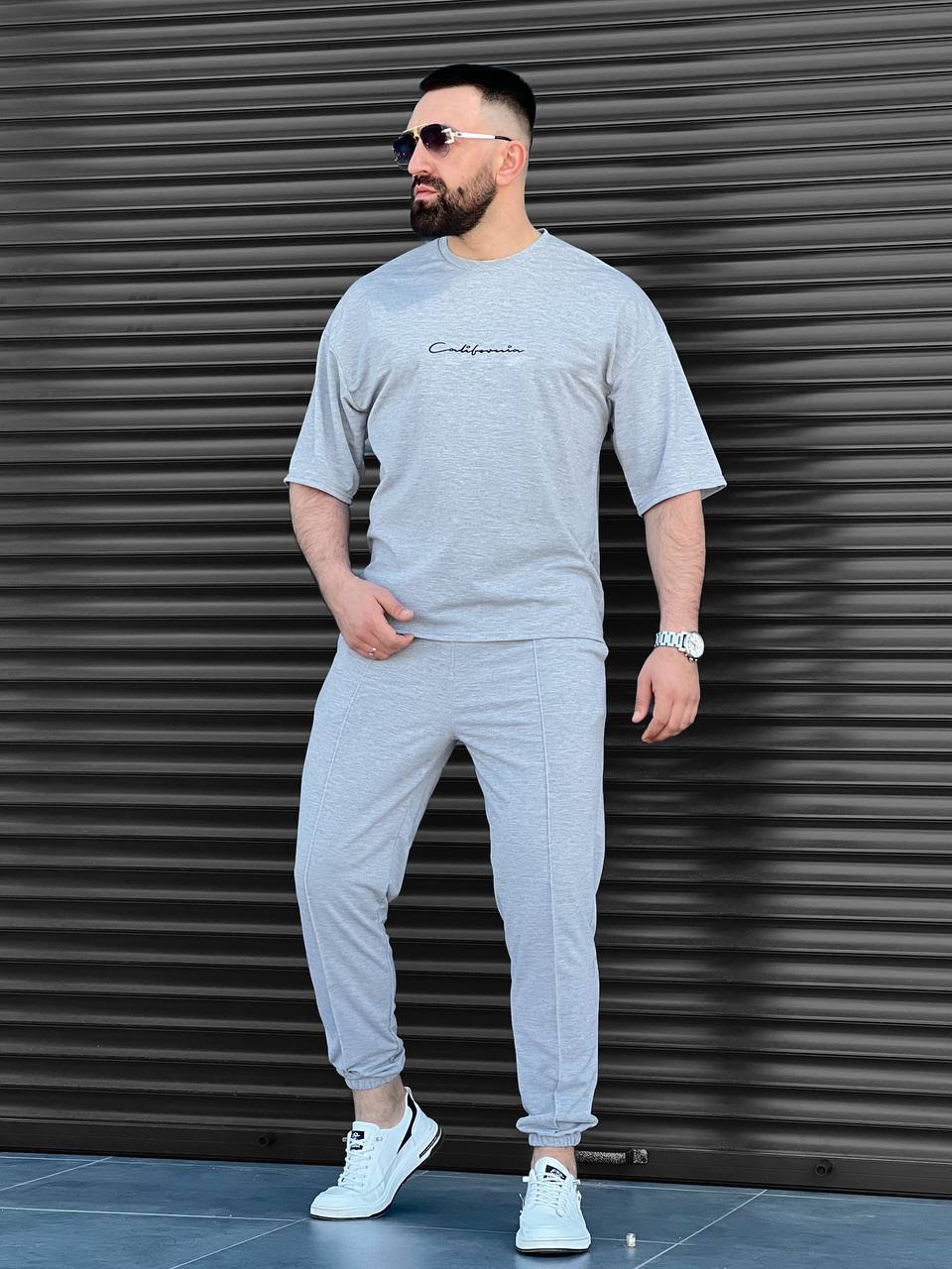 Чоловічий повсякденний костюм сiрого кольору 33665