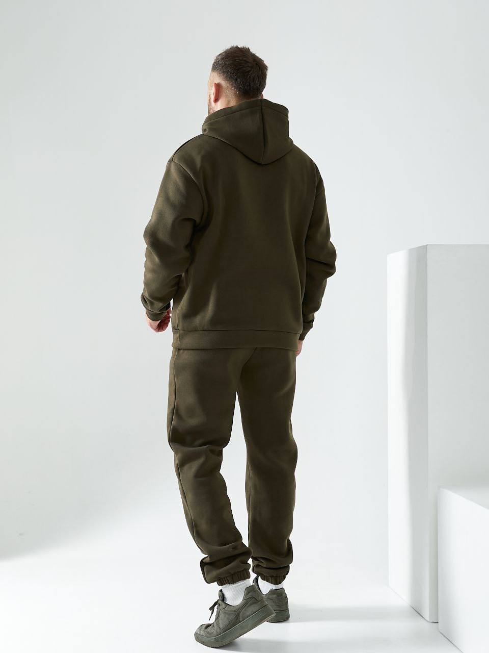 Чоловічий спортивний костюм на флiсi кольору хакi 34199