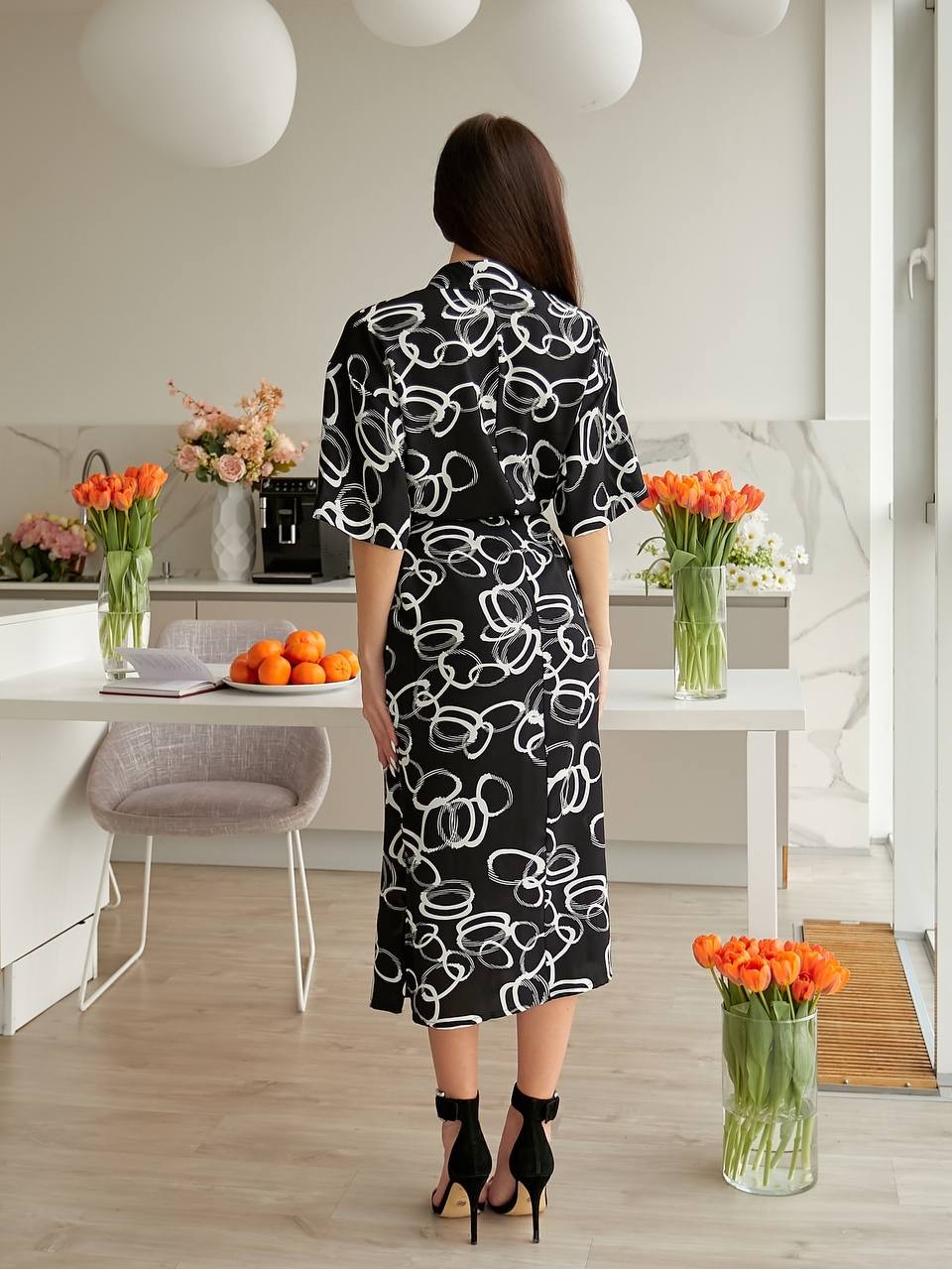 Довга сукня-сорочка чорного кольору 32115