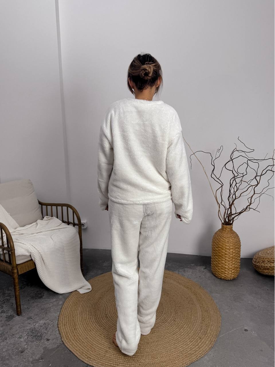 Домашній жiночий костюм з махри молочного кольору  36072