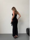 Довга еластична сукня на шлейках чорного кольору 35906