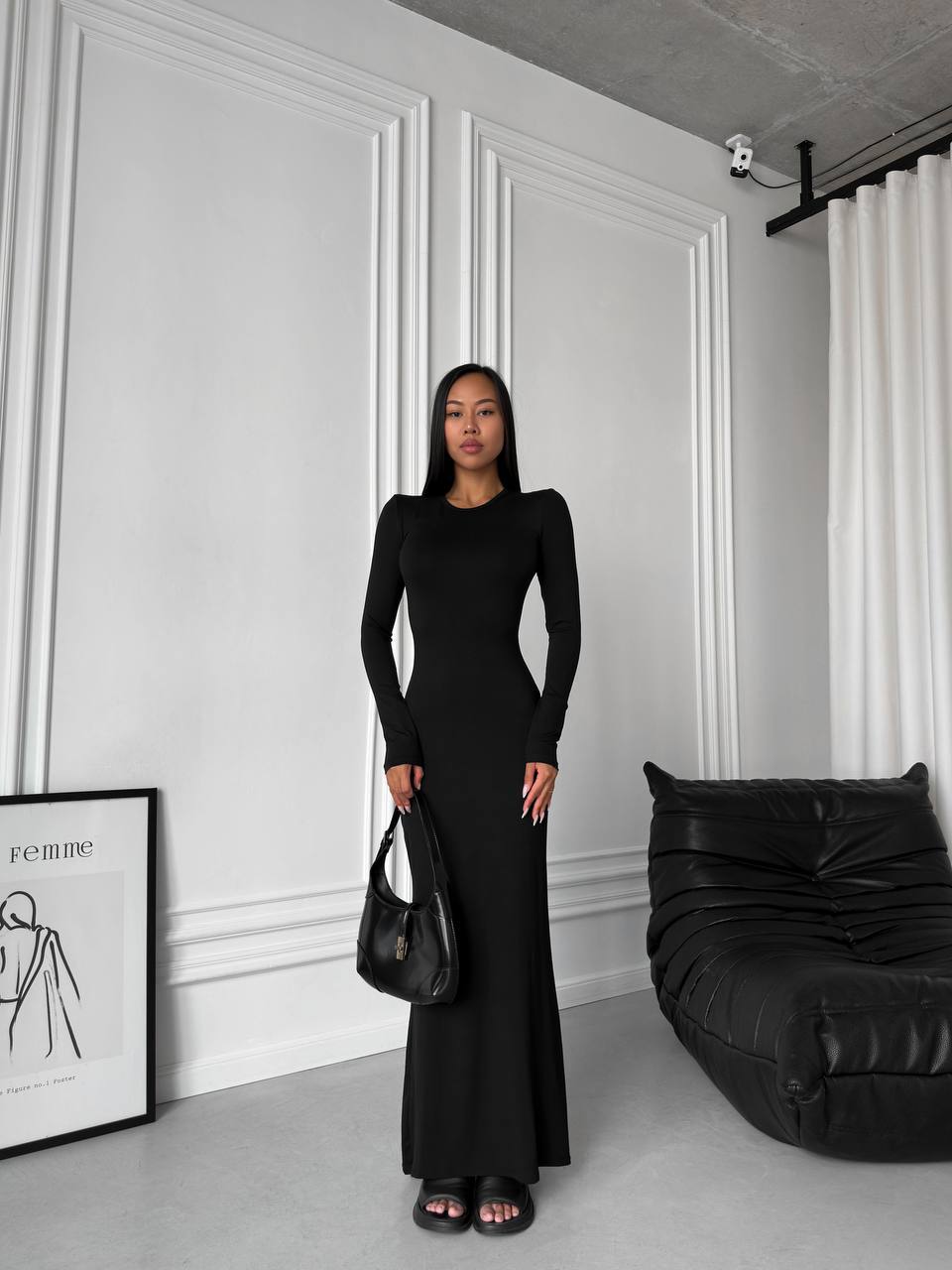 Длинное платье-футляр черного цвета 29559