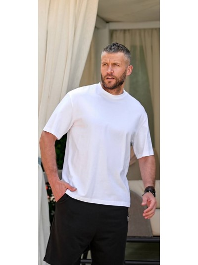 Футболка чоловіча молочного кольору 33592