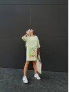 Бавовняна сукня-футболка з малюнком фiсташкового кольору 32214