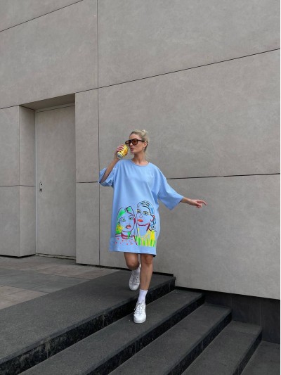 Хлопковое платье-футболка с рисунком голубого цвета 32217