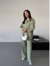 Бавовняний прогулянковий костюм оливкового кольору 31464