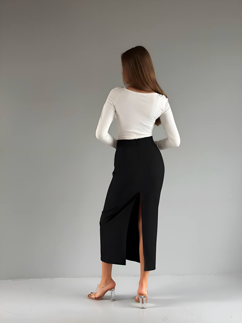 Классическая юбка-карандаш миди черного цвета 33981