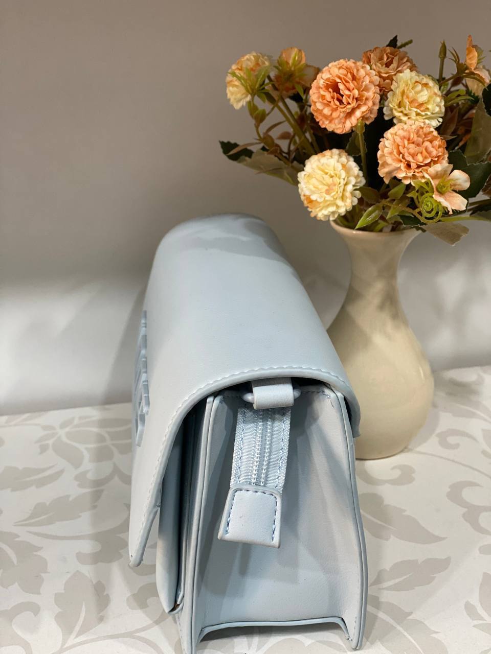 Класична жіноча сумка з еко-шкіри через плече сiрого кольору 31934