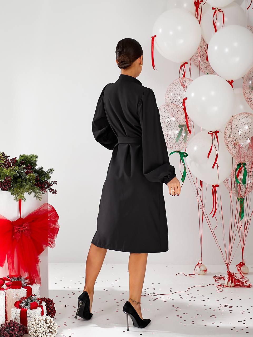 Класична сукня міді на гудзиках чорного кольору 30340