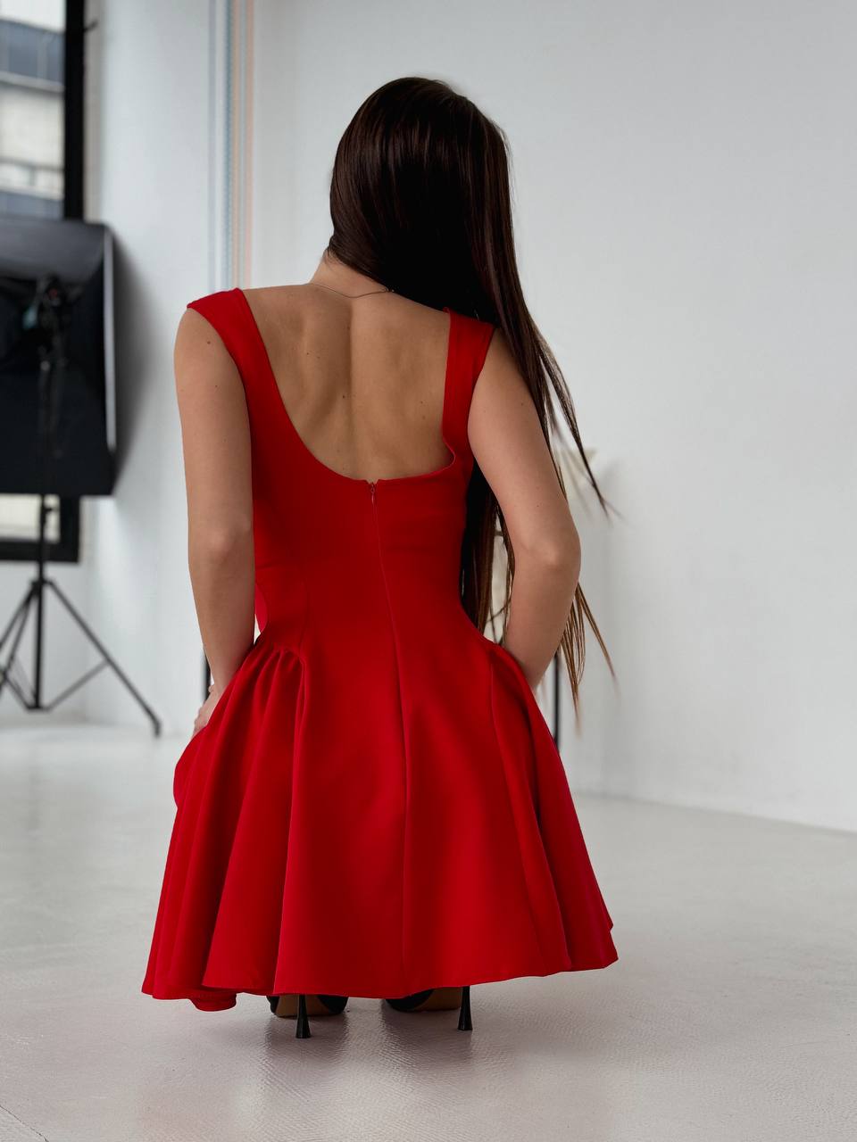 Коктельное платье клеш красного цвета 32733