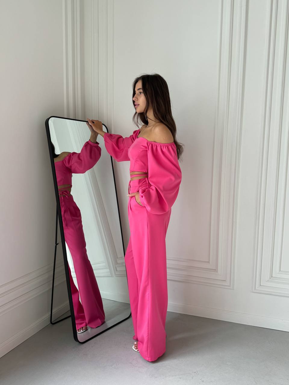 Костюм топ + штани малинового кольору 34220