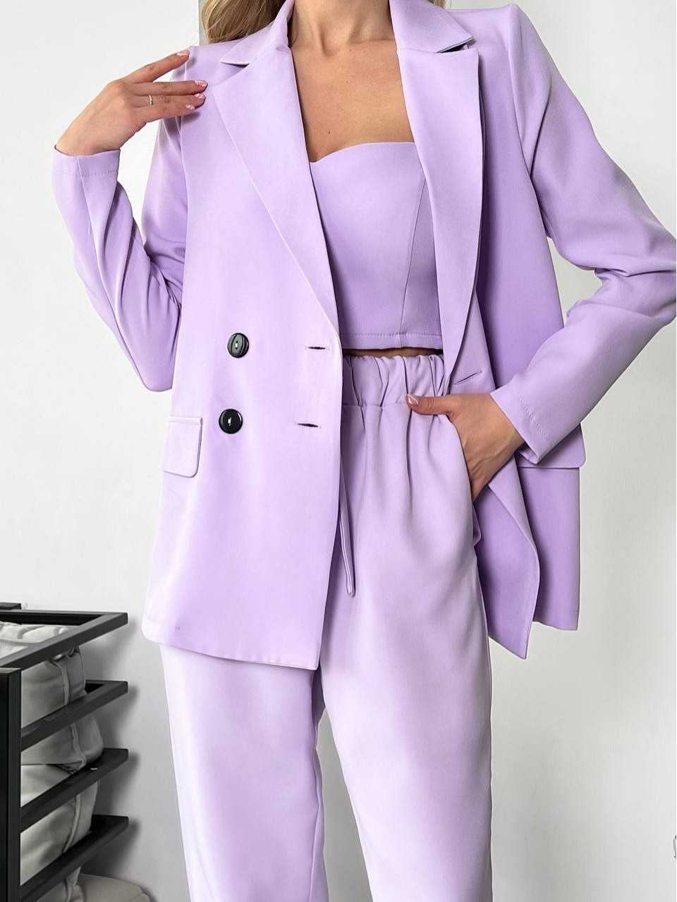 Костюм-тройка лавандового цвета 24436