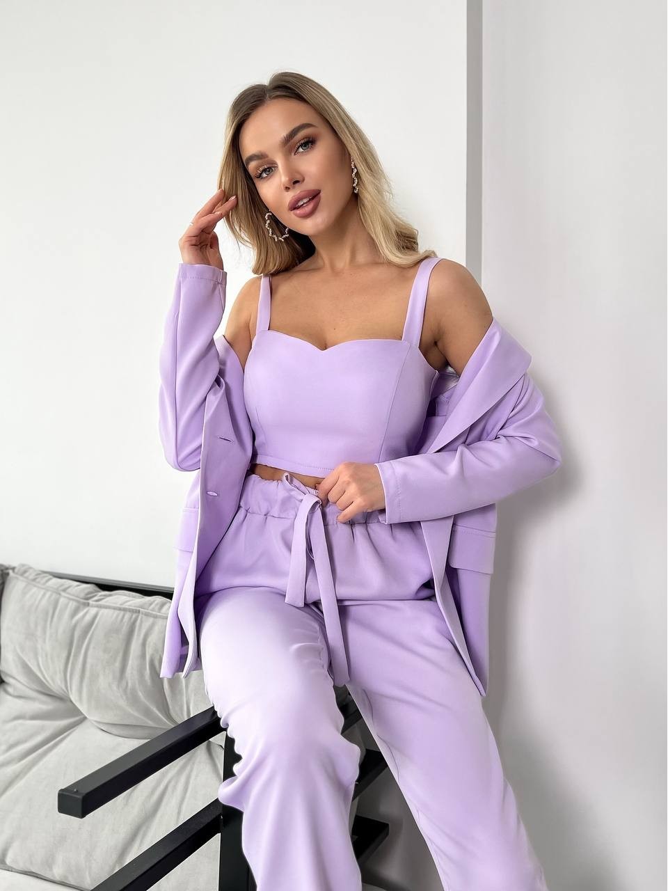 Костюм-тройка лавандового цвета 24436
