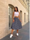Легка спідниця міді на запах синього кольору 32625