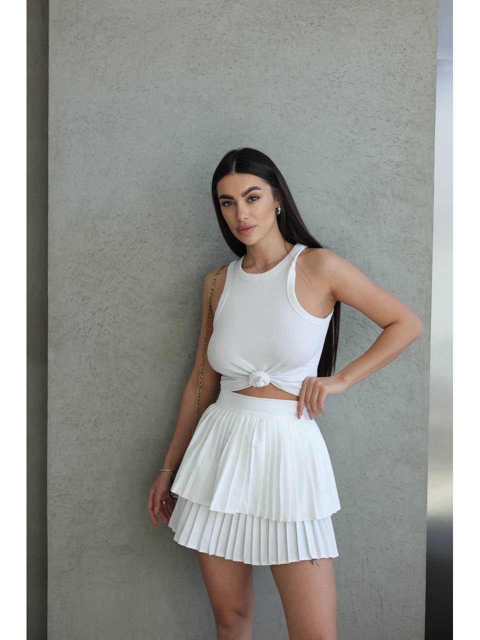Легка спідниця-теніска білого кольору 32092