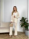 Легкий жіночiй класичний костюм бежевого кольору 30846