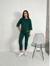Легкий костюм для жінок смарагдового кольору 30839
