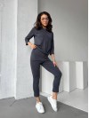 Легкий спортивний костюм для жінок сiрого кольору 30828