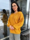 Легкий жіночий светр із вирізом помаранчевого кольору 31726