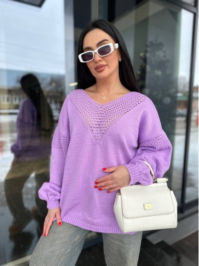 Легкий жіночий светр із вирізом бузкового кольору 31727