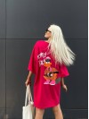 Легкое платье-футболка с рисунком красного цвета 32125