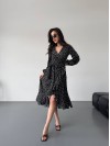 Легкое платье миди на запах в горох черного цвета 32585