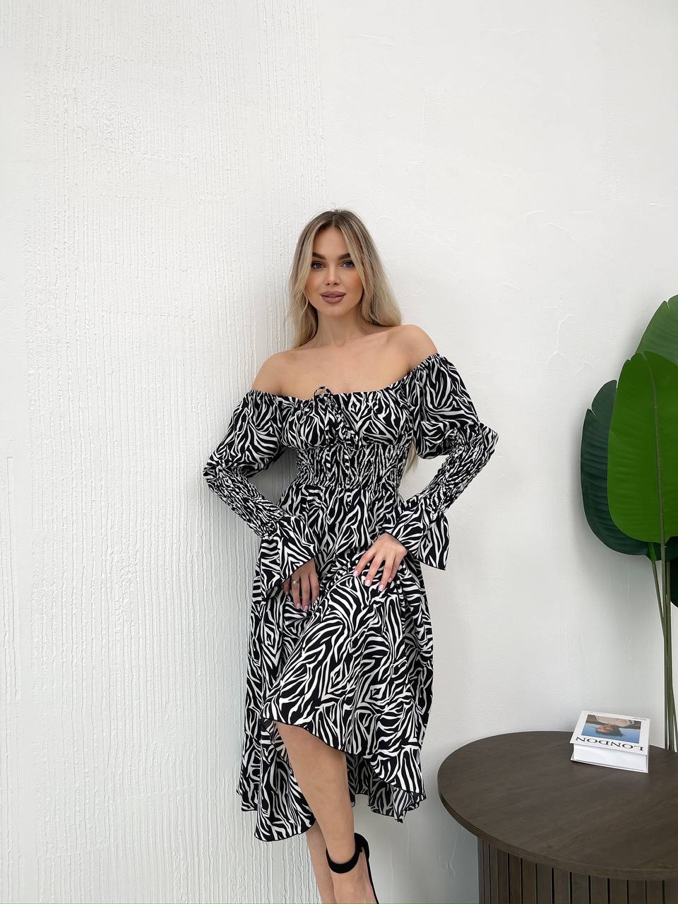 Легкое платье миди зебра черного цвета 32149