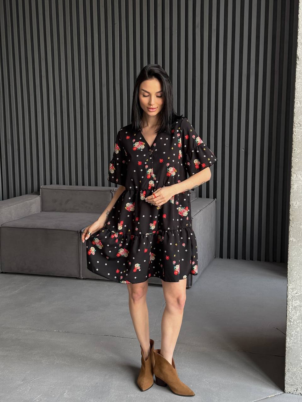 Легкое платье мини черного цвета 31874