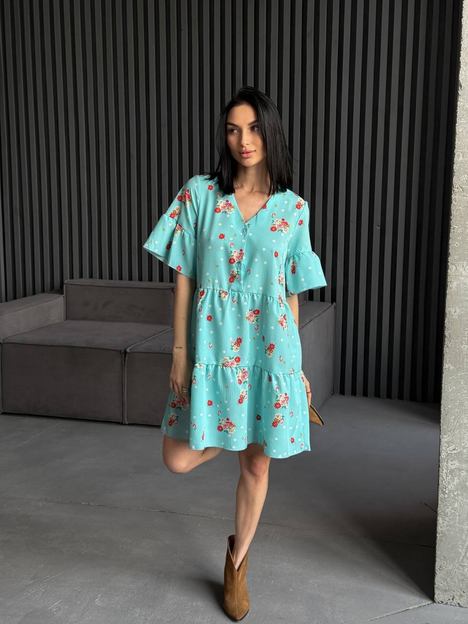 Легкое платье мини мятного цвета 31875