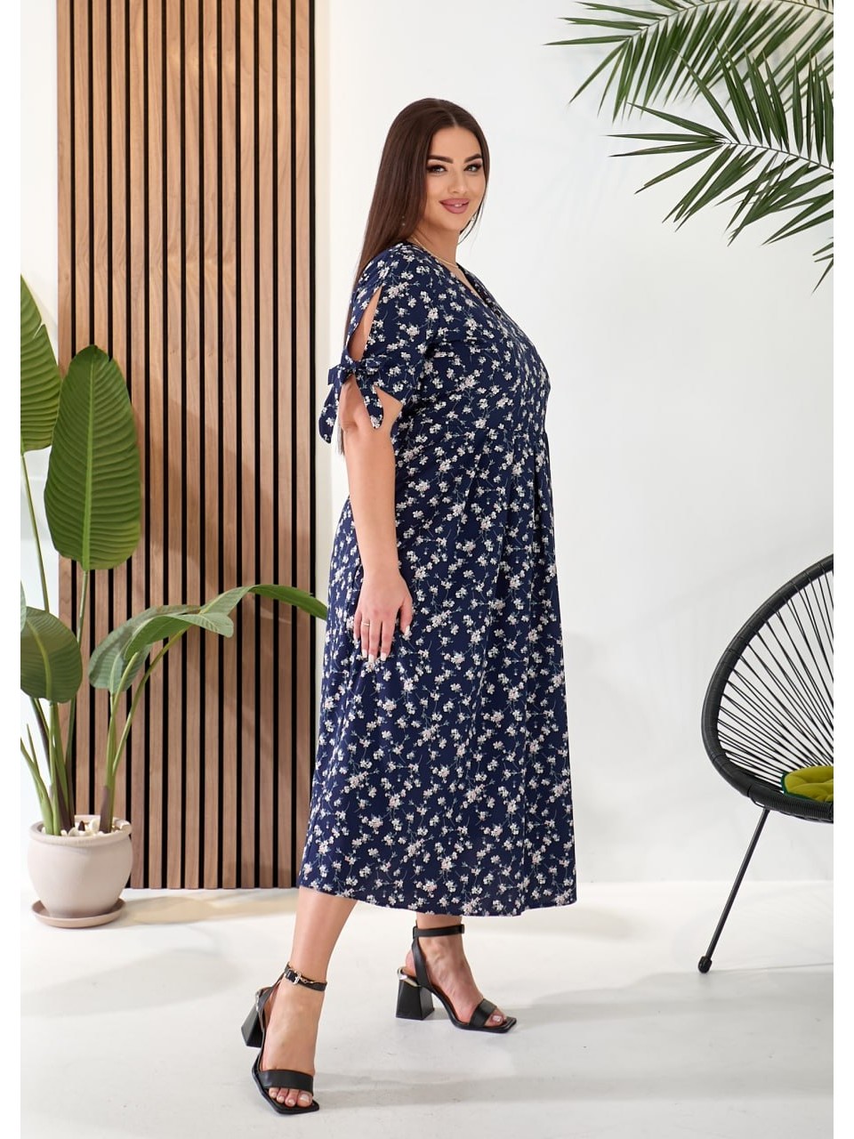 Літнє плаття міді вільного крою синього кольору 33283