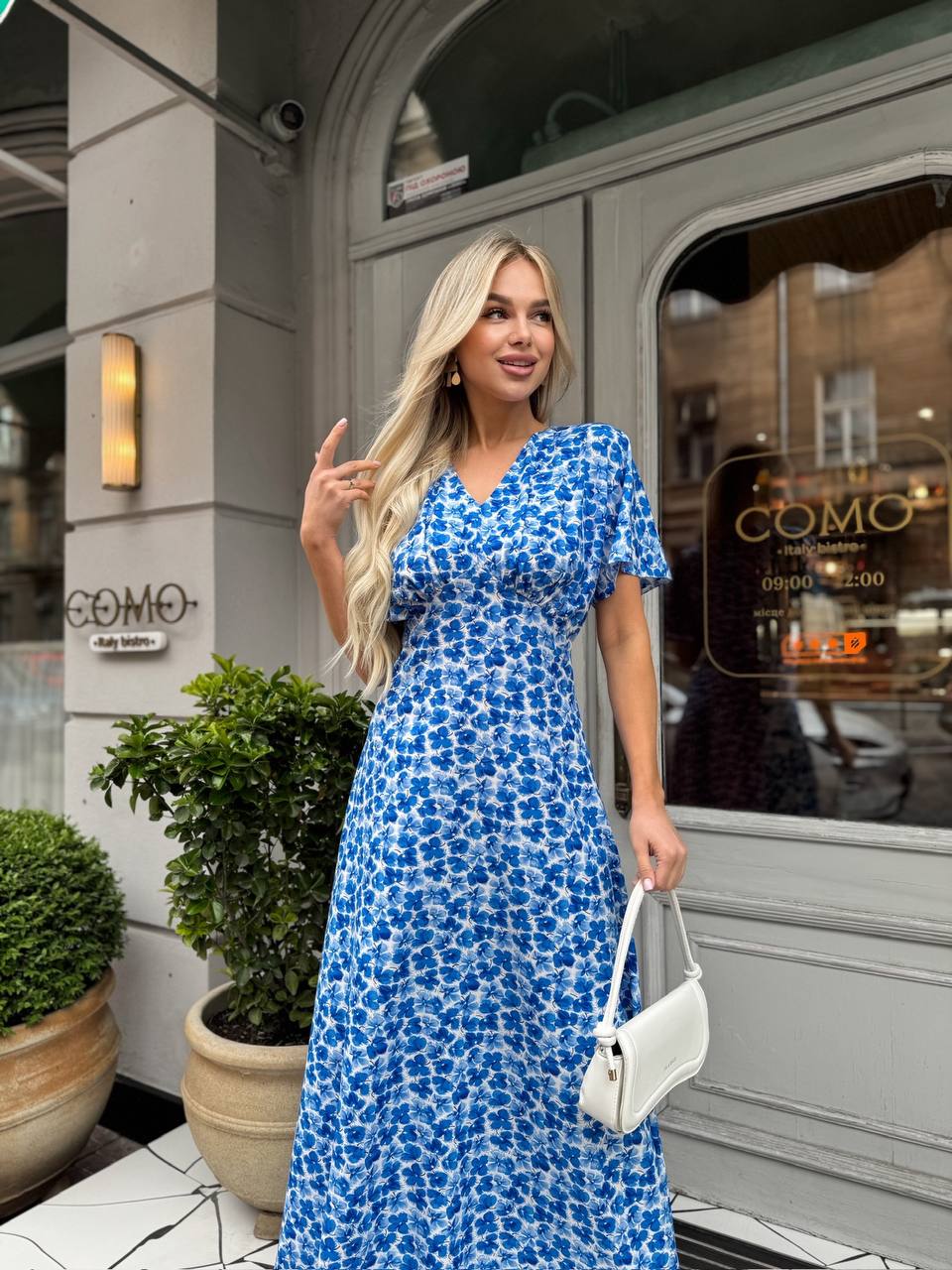 Літнє плаття міді у квітку синього кольору 33383