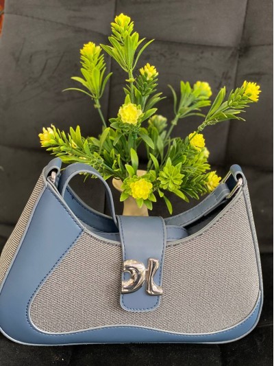 Маленька жіноча сумка-багет із еко-шкіри синього кольору 32079