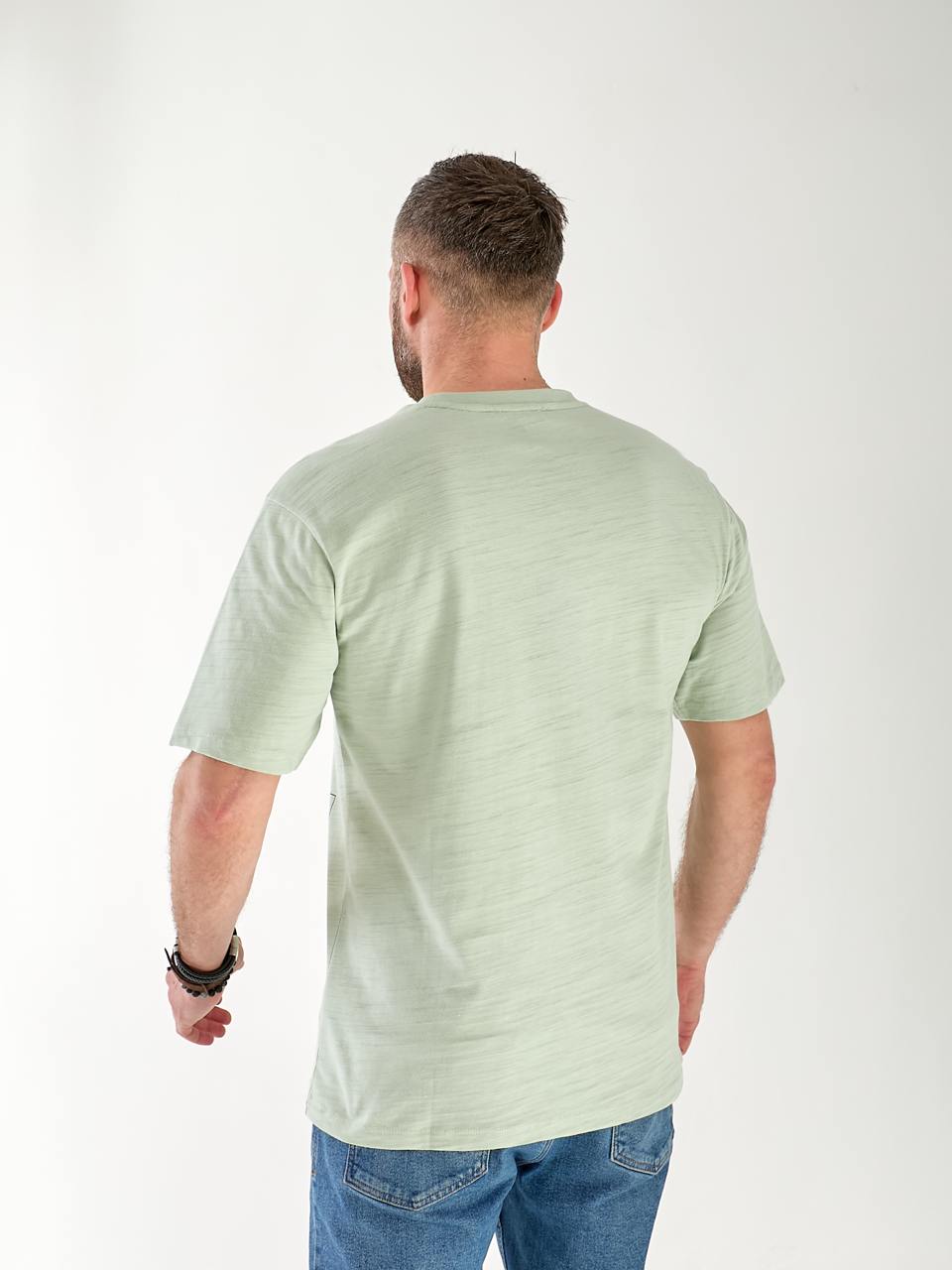 Чоловіча футболка з квадратами оливкового кольору 33228